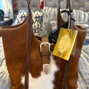 Luxurious Brown and White Leather Tote